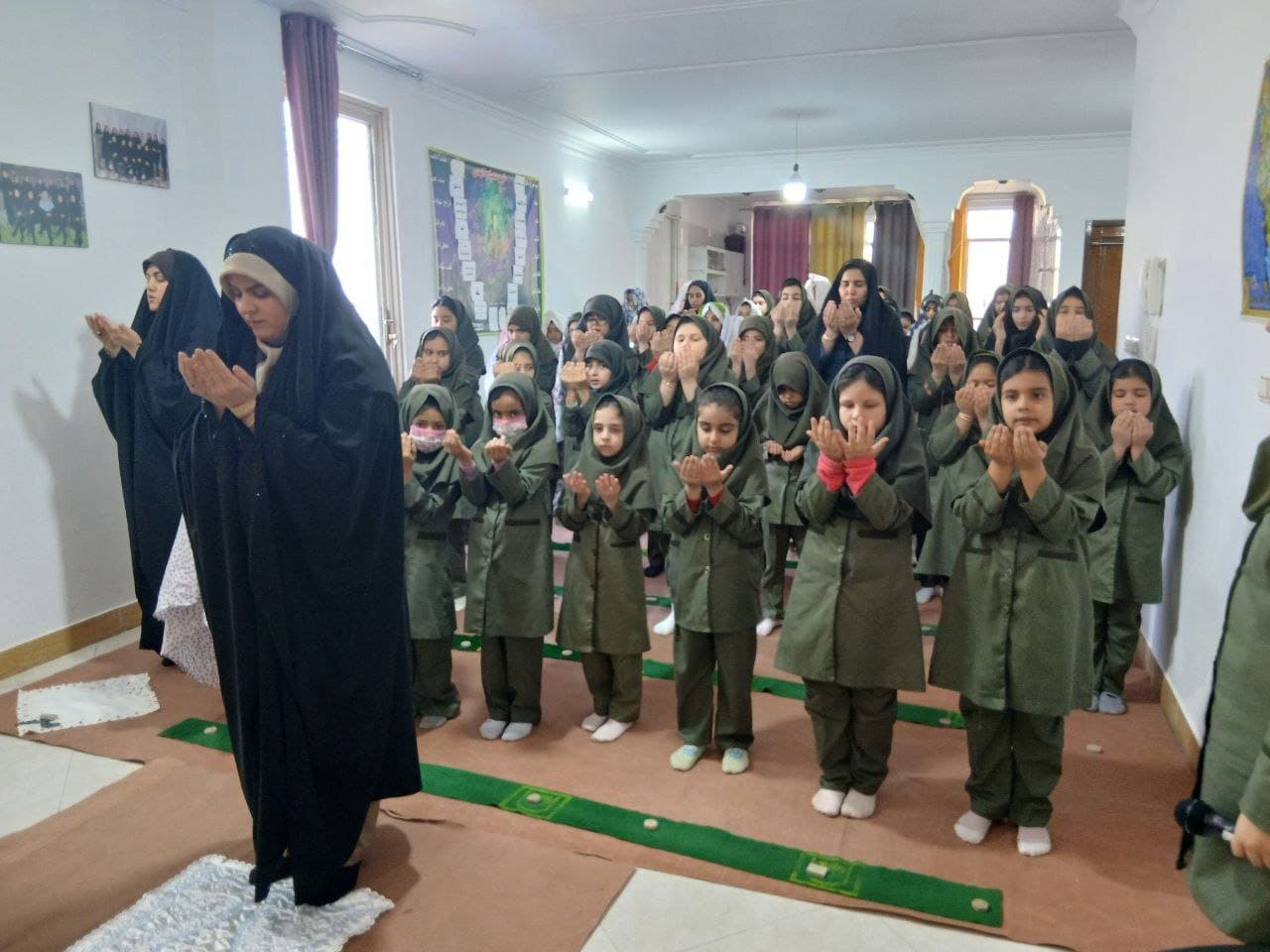 برگزاری نمازجماعت